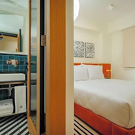 Hotell The Gift 3*