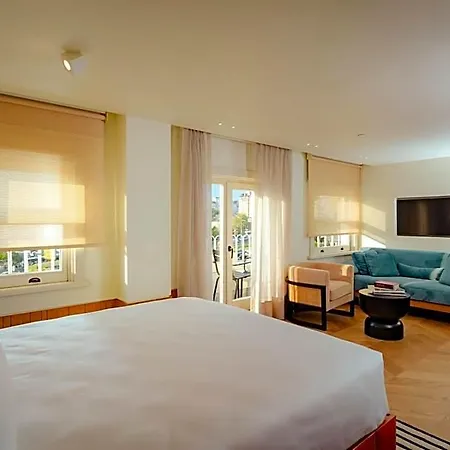 The Gift Hotell 3*